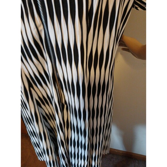 Danny & Nicole Black & White Aztec Cold Shoulder  Fit & Flare Dress Womens 16 - Picture 15 of 16